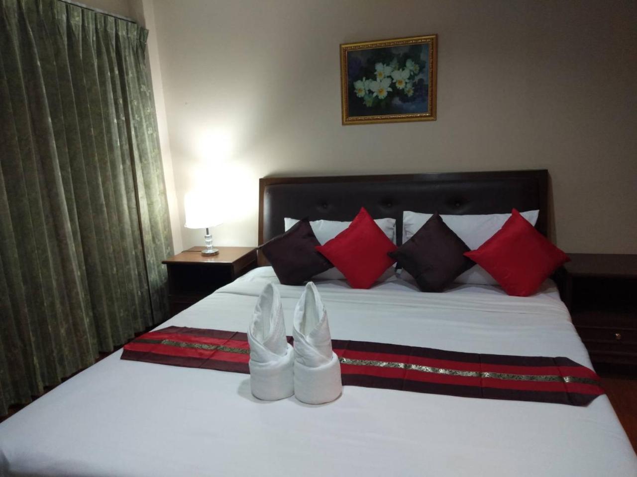 Star Bright Court Hotel Чианг Рай Екстериор снимка
