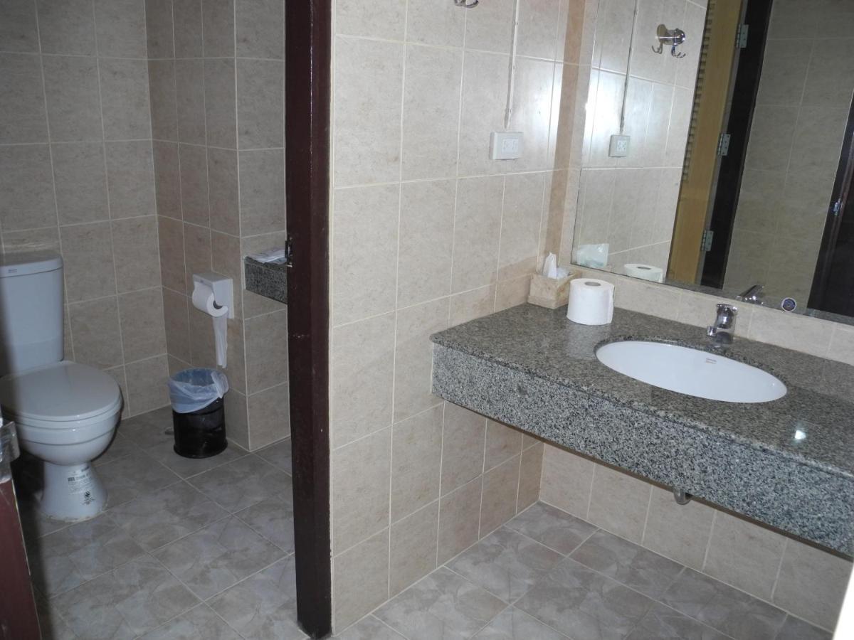 Star Bright Court Hotel Чианг Рай Екстериор снимка